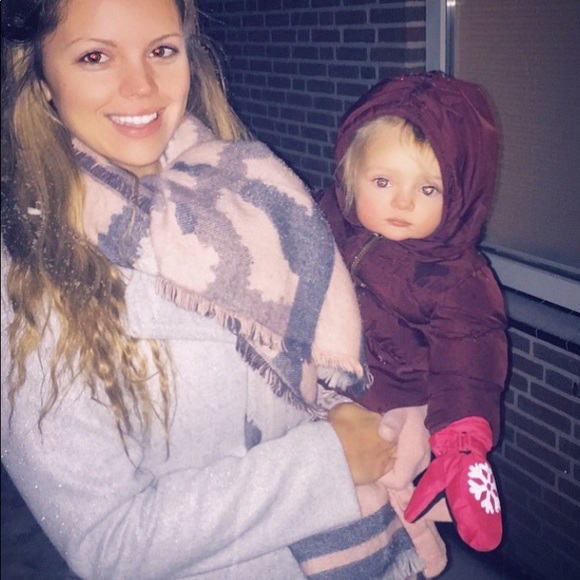 Meet your Posher, Ashley - Picture 4 of 8